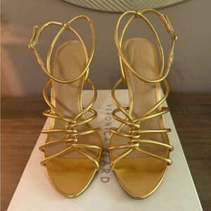 NIB Veronica Beard Aneesha Gold Sandals